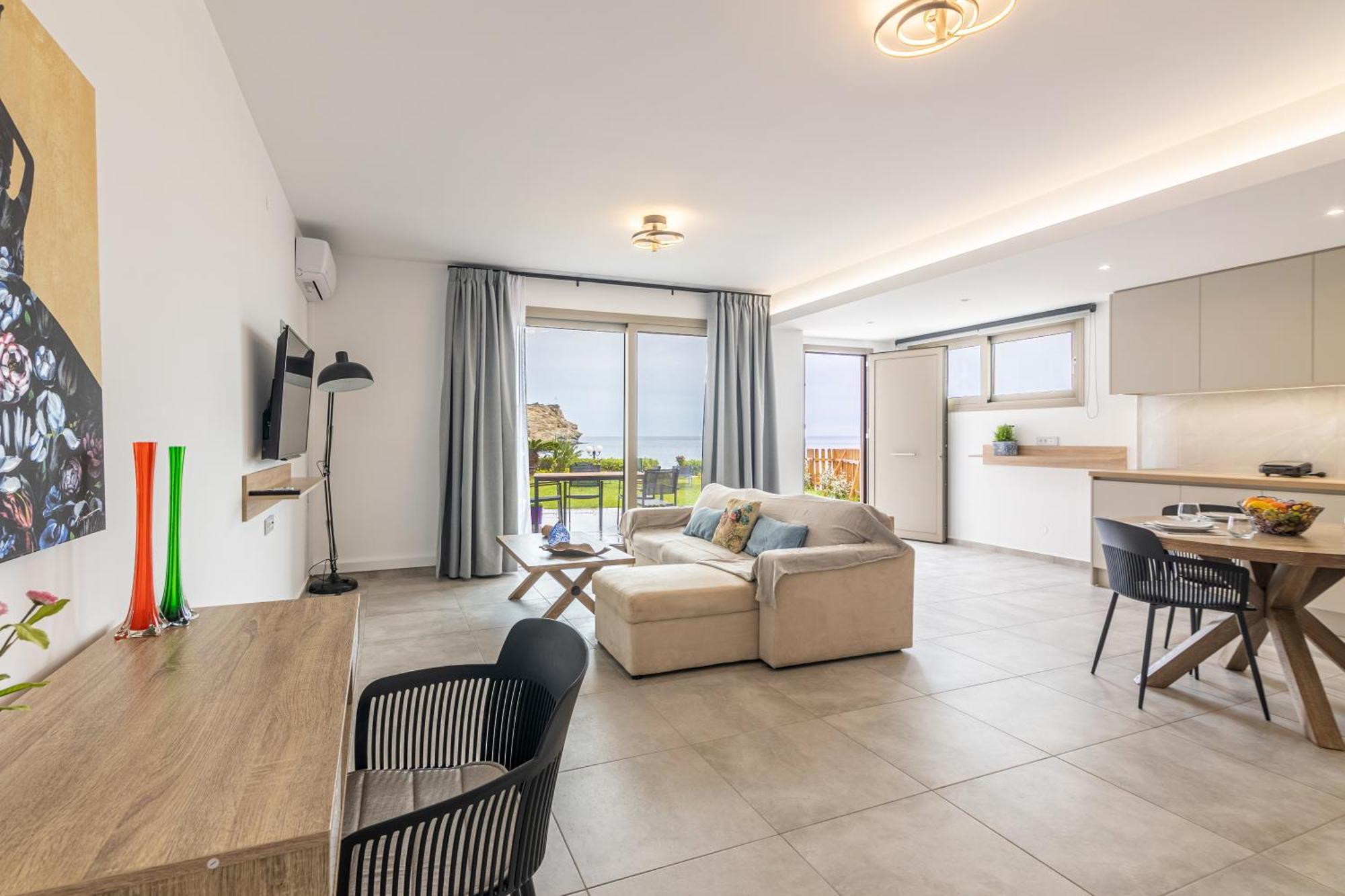 Dreamwave Residence - Unique Holidays By The Sea Лигария Екстериор снимка